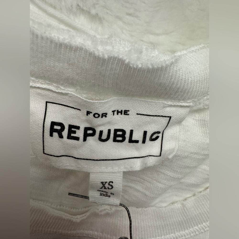 For The Republic White Tank Top - Picture 6 of 6